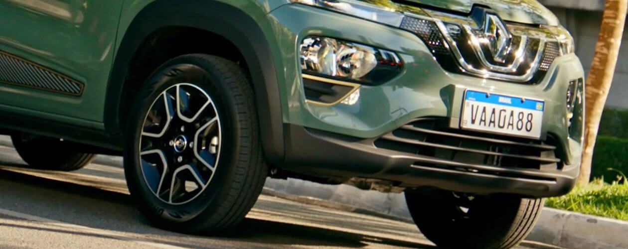 auto eléctrico con frenado regenerativo